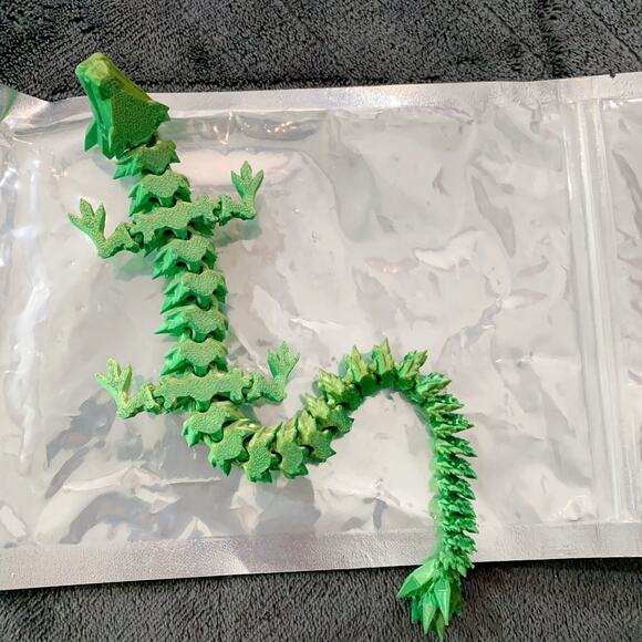 3D printed Crystal Dragon (11.5 Inches Long) - Picture 5 of 6